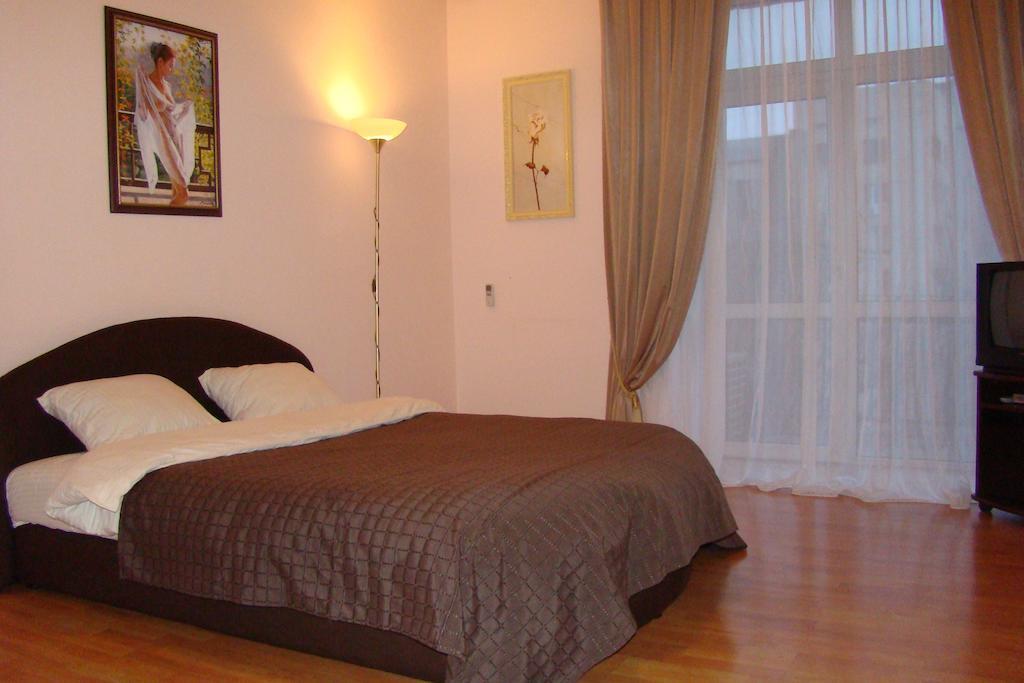 Alex Apartments Near Independence Square - Kiev Ruang foto